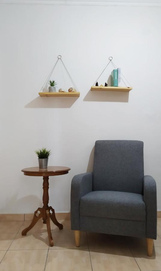 Central Apartment, Fully Equipped Himare Exteriör bild