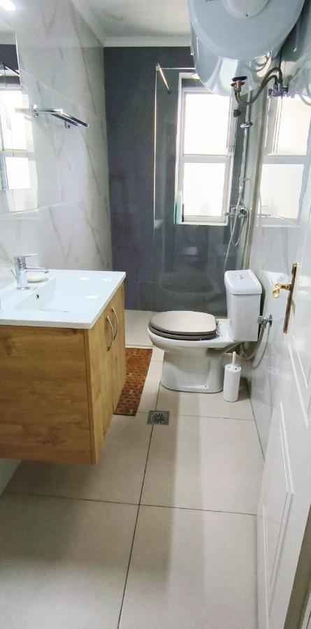 Central Apartment, Fully Equipped Himare Exteriör bild